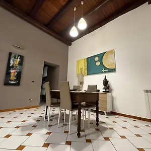 Dom wakacyjny Casa Nel Vicolo 