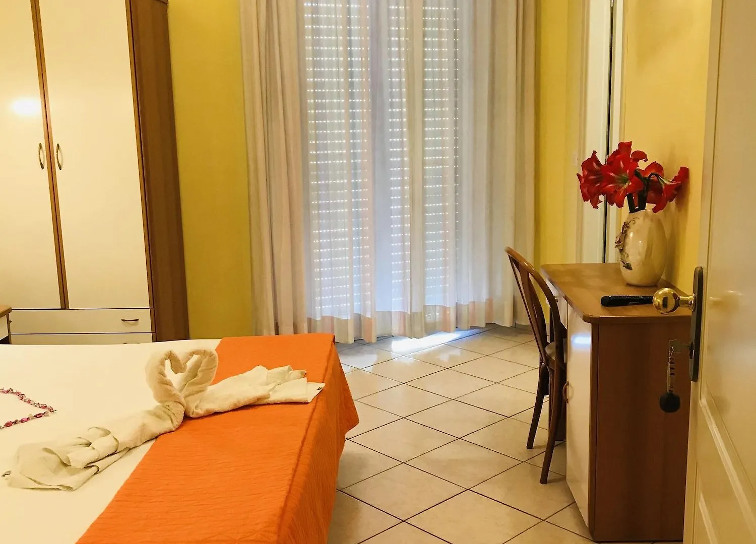 Hotel Naica Римини