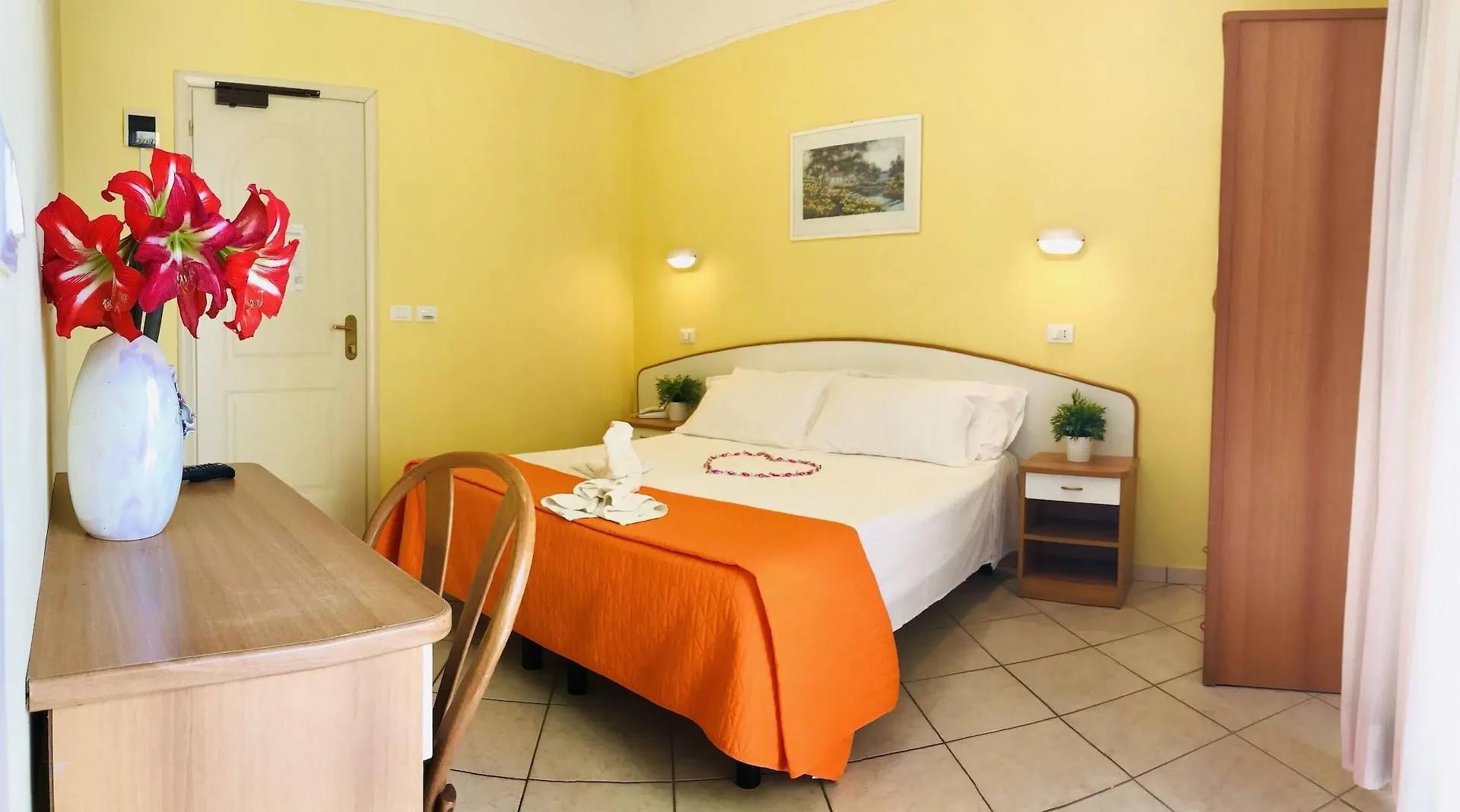 Hotel Naica Римини 3*,  Италия