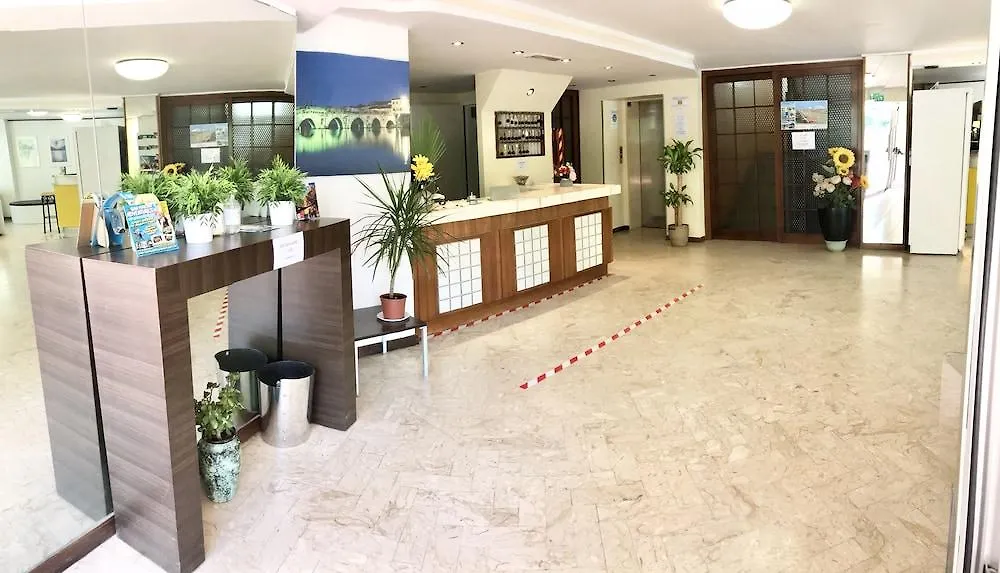 Hotel Naica Rimini 3*,