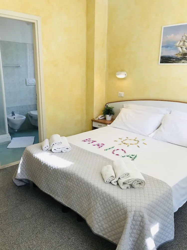 Hotel Naica Rimini 3*,