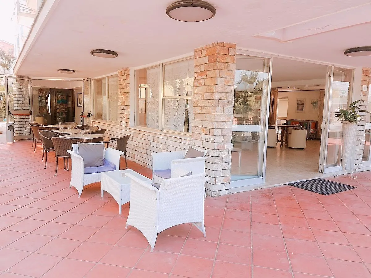 ***  Hotel Naica Римини Италия